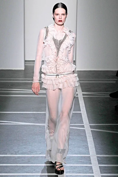 Look 20
